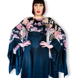 Vintage 1970s Floral Black Nylon Kimono Sleeve Maxi Dress Gown small xs